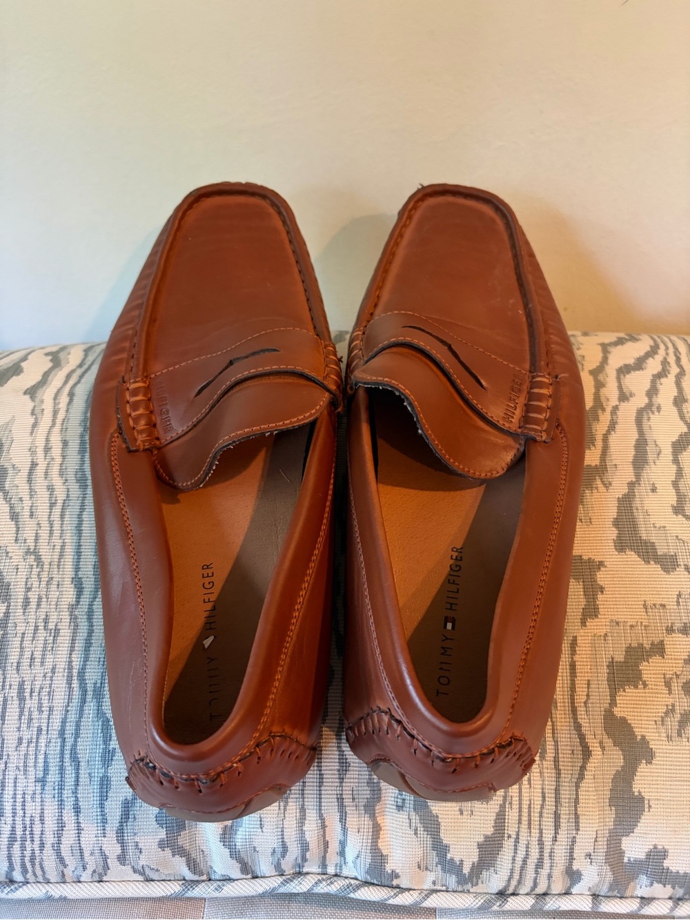 Tommy Hilfiger Men's Cognac Leather Penny Loafers